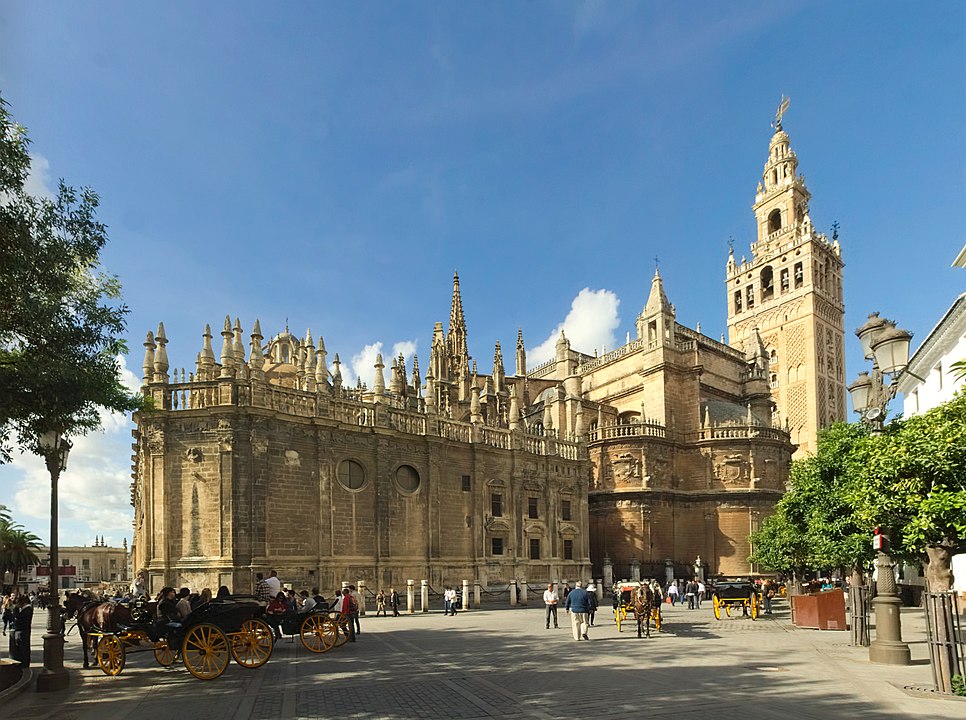 966px-Sevilla_Cathedral_-_Southeast